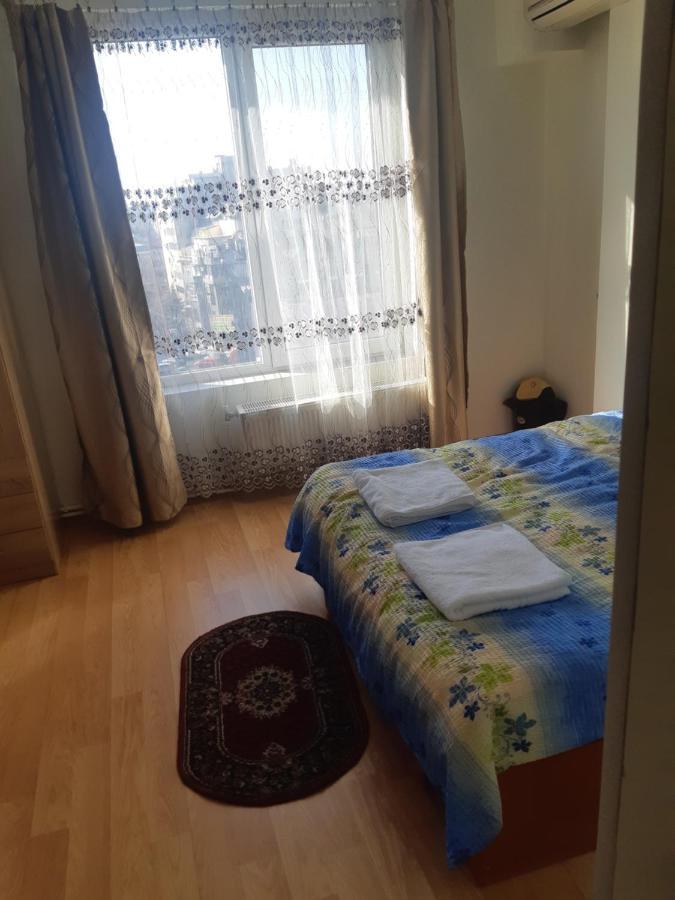 Lucian Studio Apartment Bucureşti Ngoại thất bức ảnh